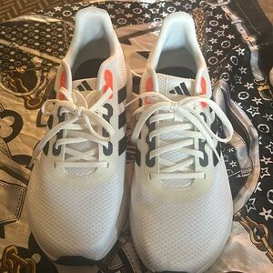 Adidas “runfalcon 3.0 wide” Cloud Foam eee wide width